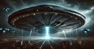 Obrovská mimozemská loď visí nad mestom, vysielajúc svetelný lúč na Zem, sprevádzaná menšími UFO plavidlami.